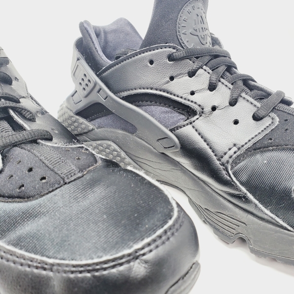 *SOLD* Nike Air Huarache Run,Black, Womens,Size 10 - Picture 11 of 12